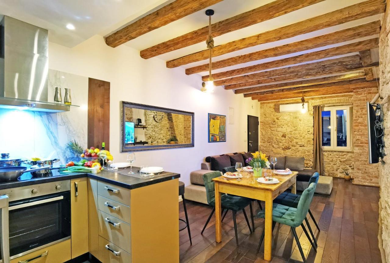 Pearl Stone Apartments Šibenik Екстериор снимка